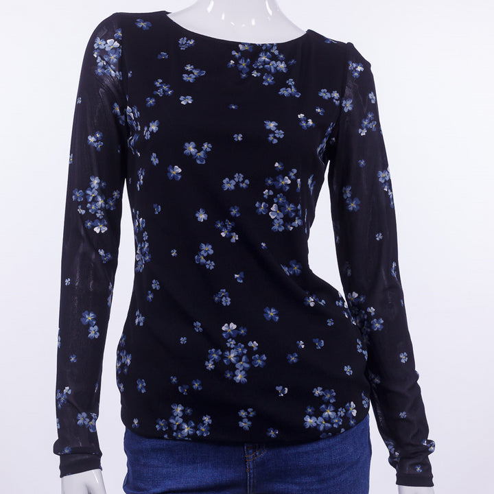بلوزة بطباعة أزهار