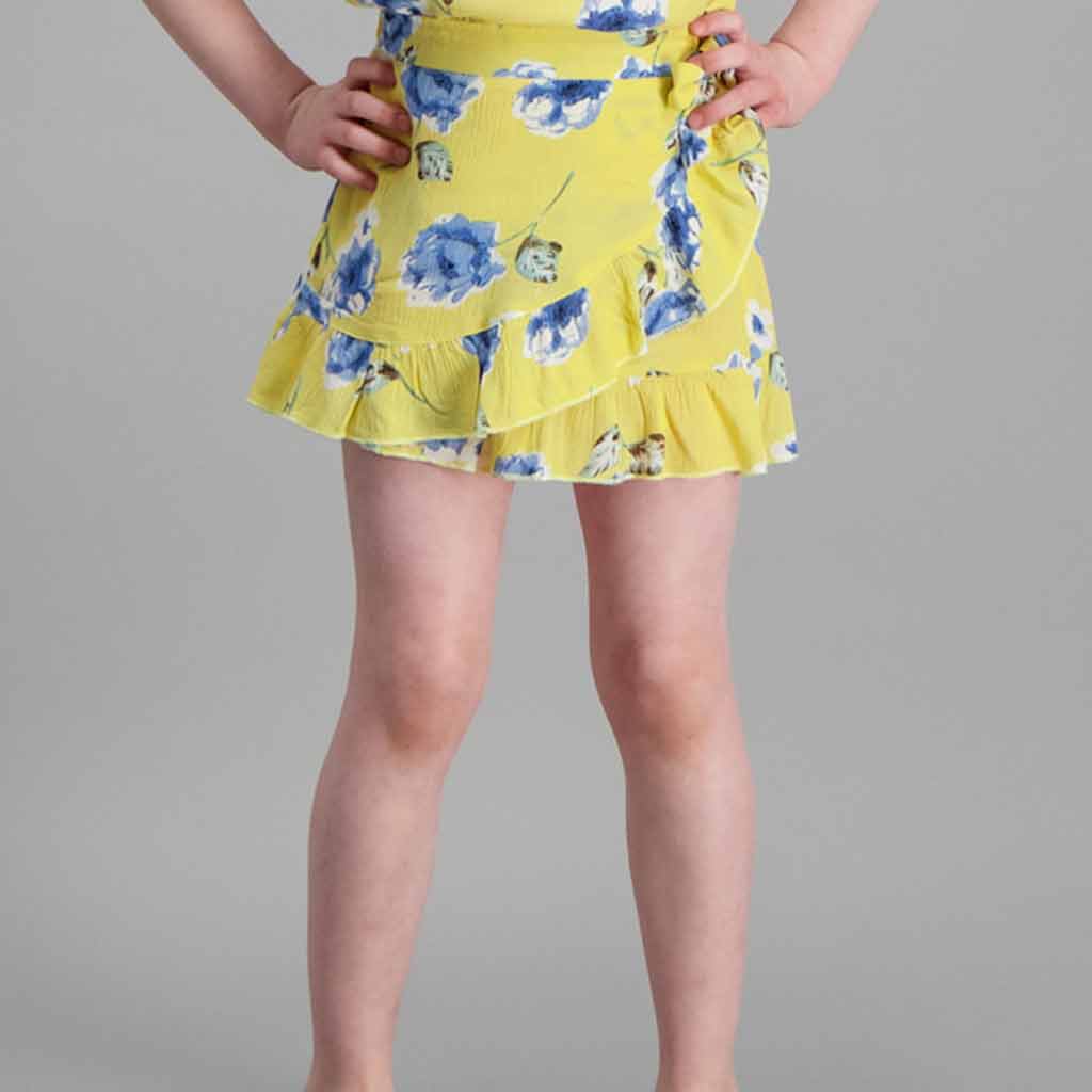 تنورة بطباعة أزهار