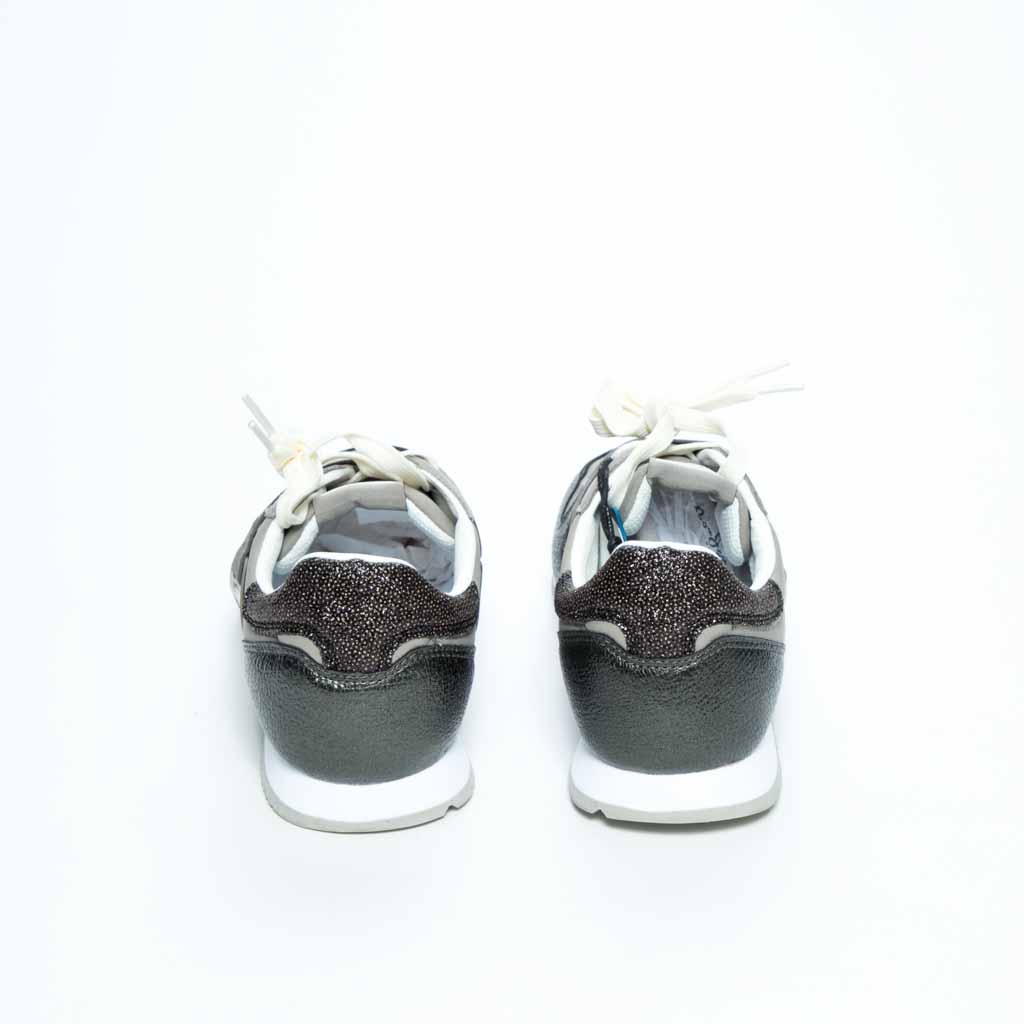 حذاء كاجوال