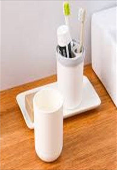 Dentures and tooth cup (light white)