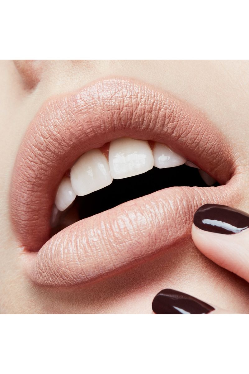 Frosted red lipstick gel