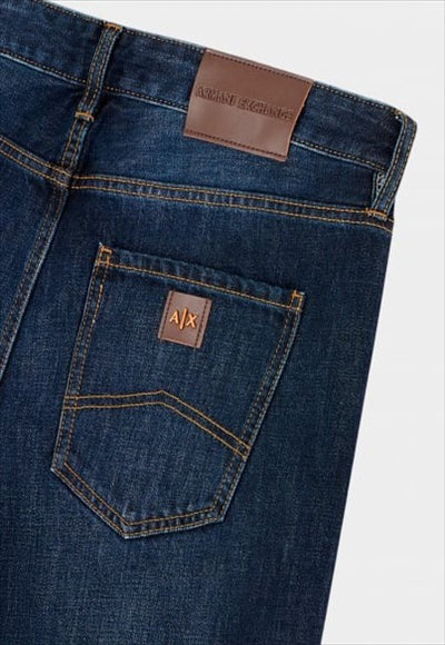 بنطلون جينز