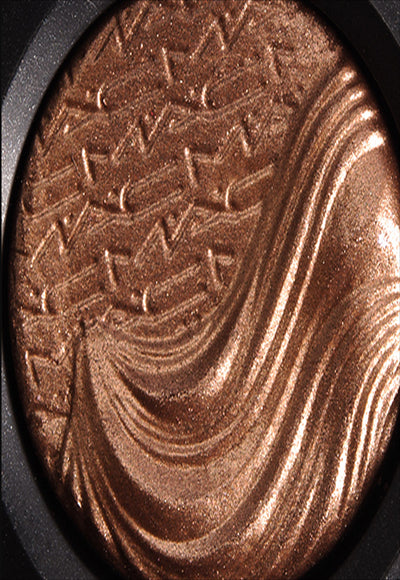 Warm brown eyeshadow