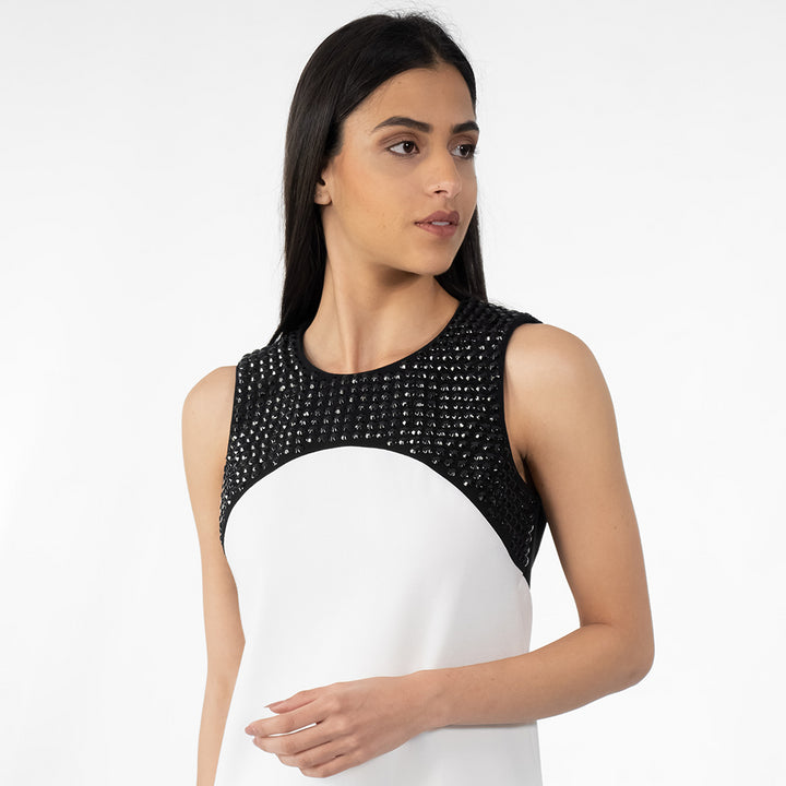 فستان بنمط كتل الالوان