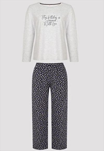 ملابس للنوم