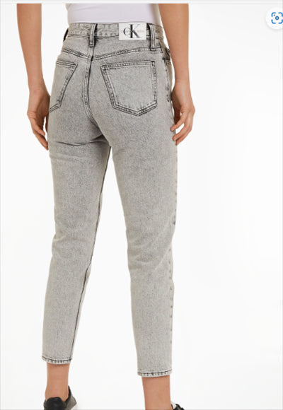 بنطلون جينز