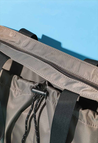 Shoulder bag with drawstring and double pockets (Gray)