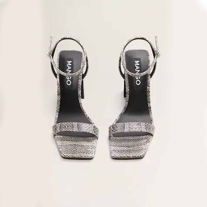 صندل كعب عالي