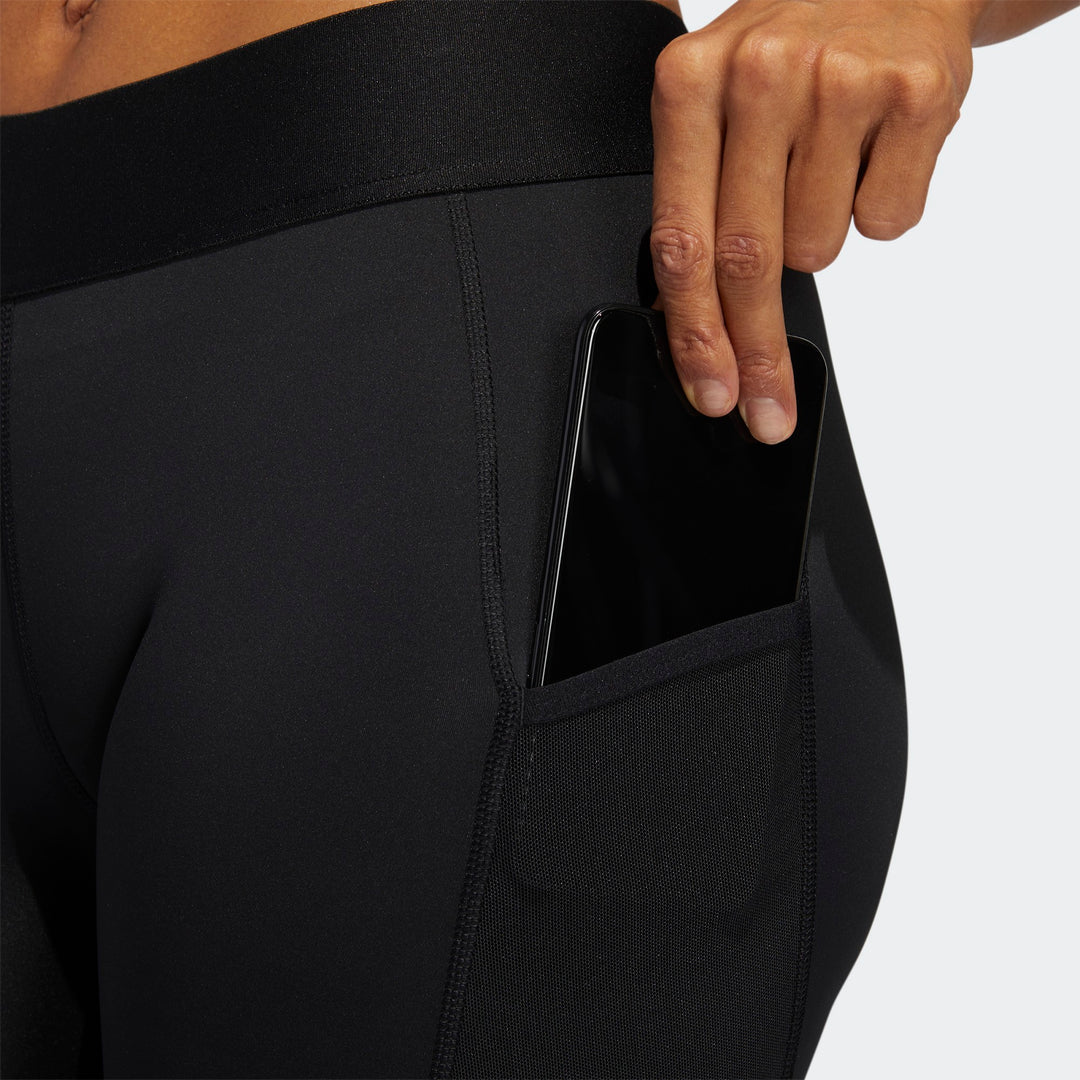 بنطال رياضي ضيق