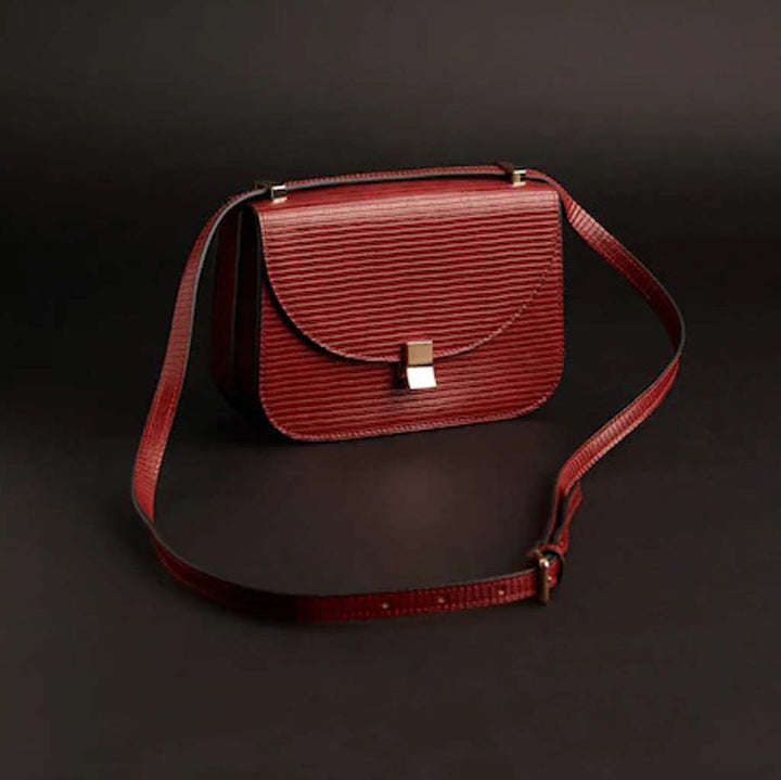 حقيبة حجم صغير ماركة مانغو