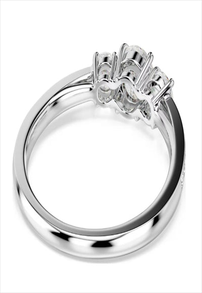 Ring adorned with a third of crystals