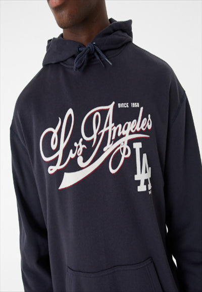 بلوزة باكمام طويلة