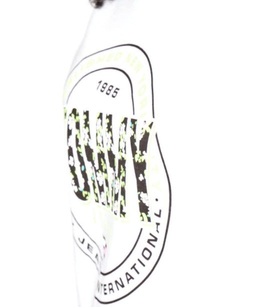 بلوزة باكمام قصيرة