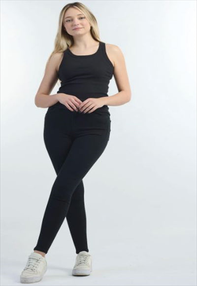 بلوزة بدون اكمام