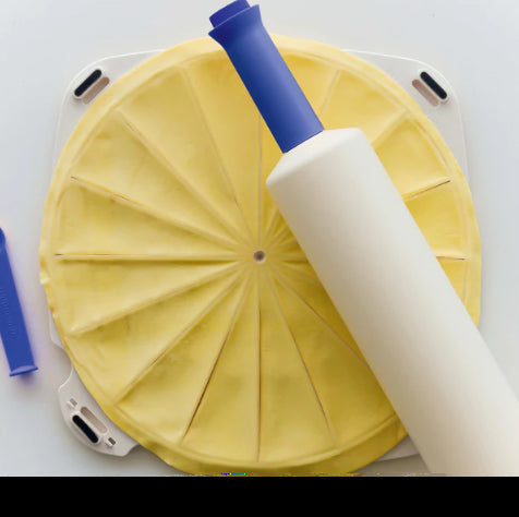 قالب بيتزا و كرواسون