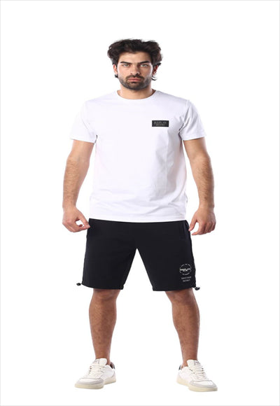 تي شيرت أبيض