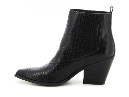 جزمة للكاحل