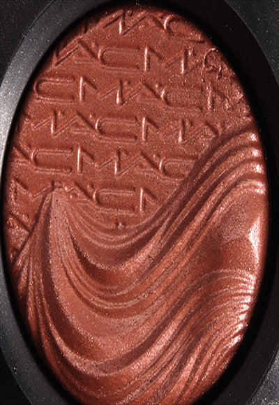 Warm brown eyeshadow