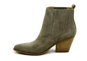 جزمة للكاحل