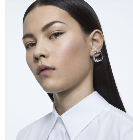 قرط قطعة واحدة