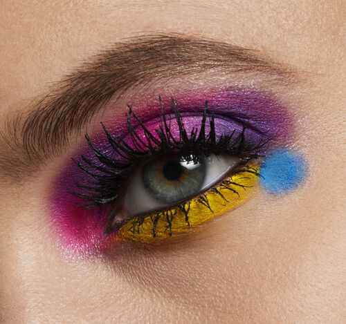 ظلال العيون x12