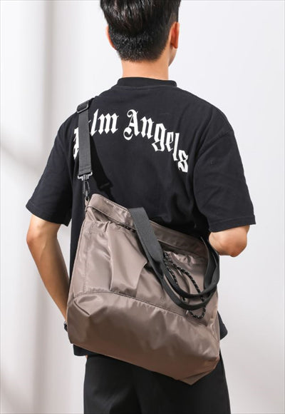 Shoulder bag with drawstring and double pockets (Gray)