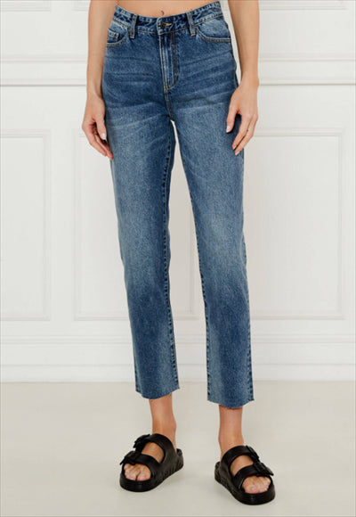 بنطلون جينز