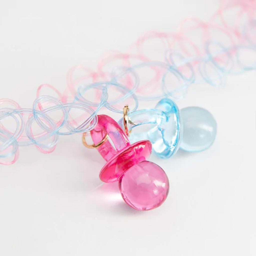 عقد لهاية أطفال