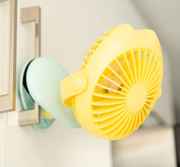 مروحة صغيرة