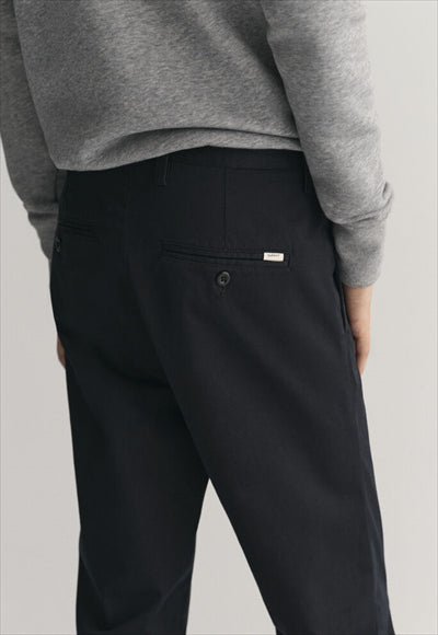 بنطلون كتان