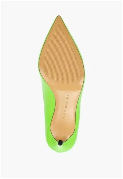 حذاء كعب عالي