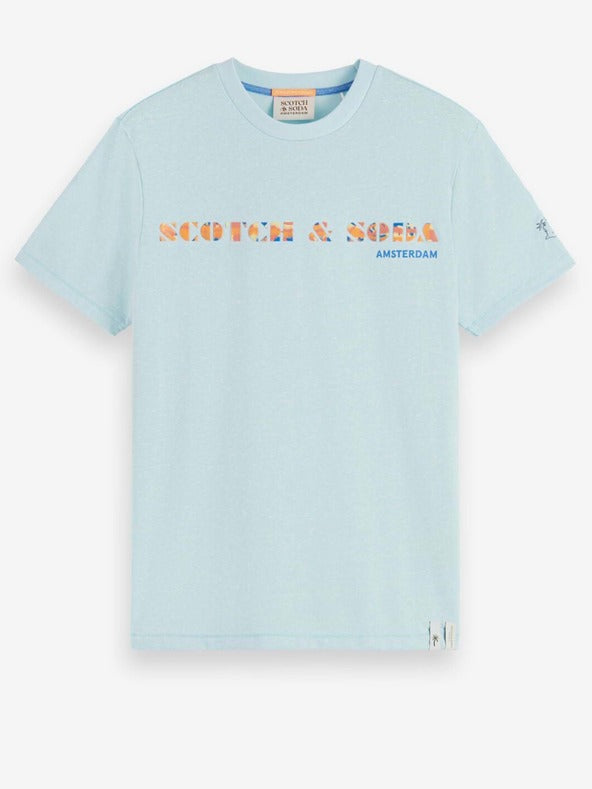 تي شيرت بتصميم رياضي