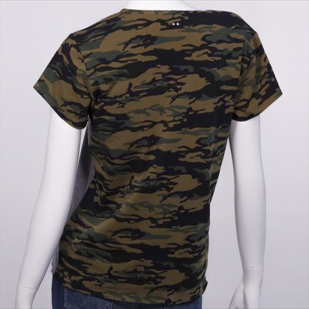 بلوز بياقة V