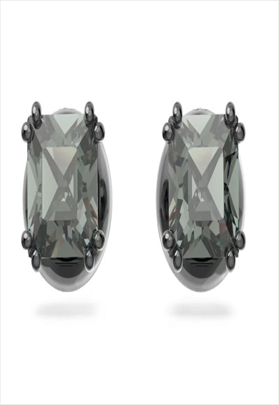 حلق مزين بكريستالة سوداء