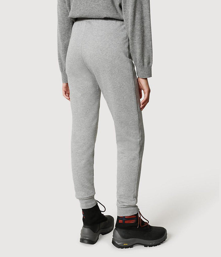 بنطال رياضة