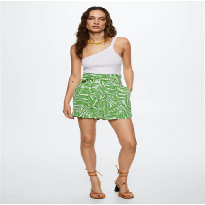 بنطلون قصير