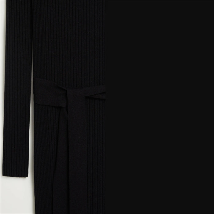 فستان صوف طويل