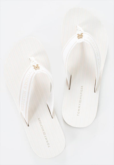 صندل شاطئ مخطط