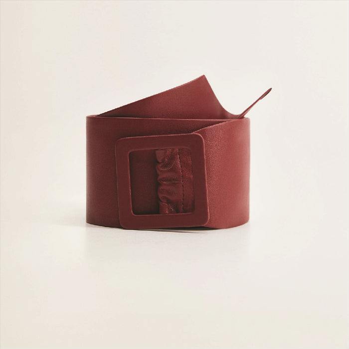 حزام بمشبك مربع