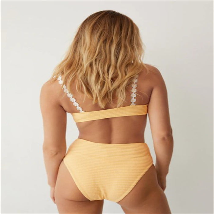 ملابس سباحة الجزء السفلي