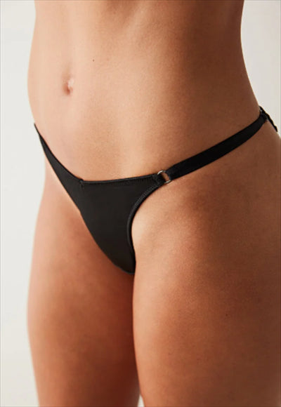 LITTLE SATIN V SHAPE BRAZILIAN