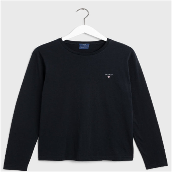 بلوزة بأكمام طويلة