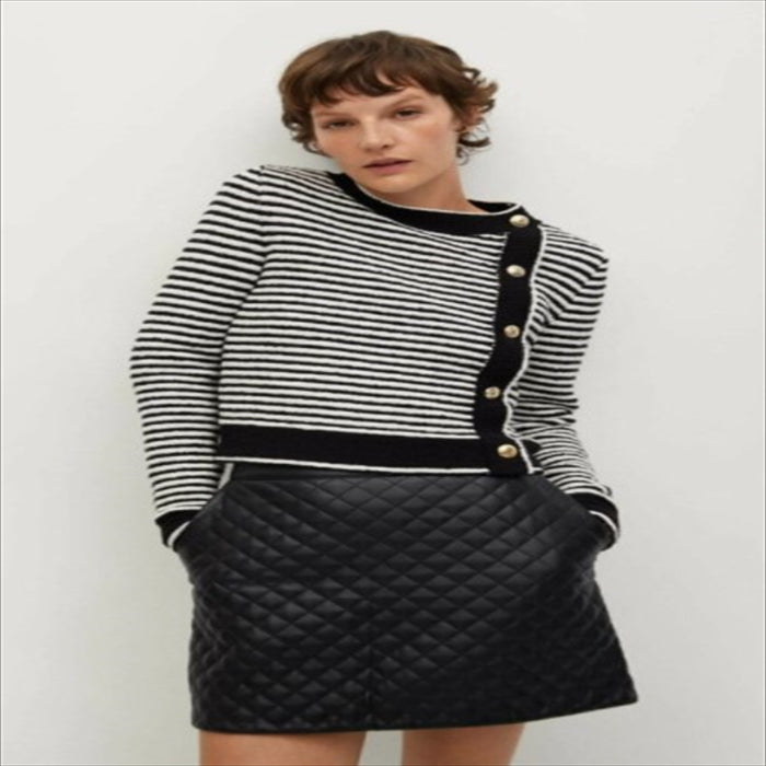 تنورة قصيرة