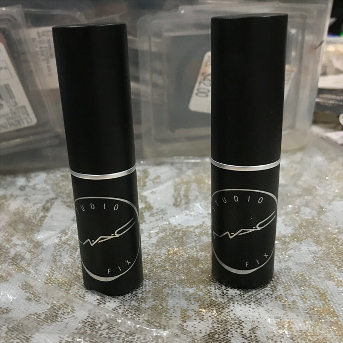 كريم الأساس  STUDIO FIX SOFT MATTE FOUNDATION STICK