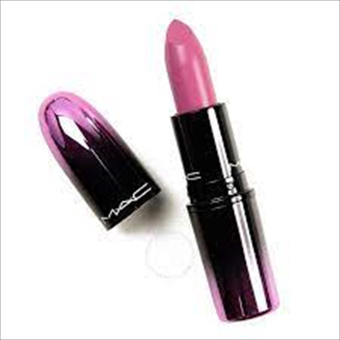 Lipstick rich in argan oil